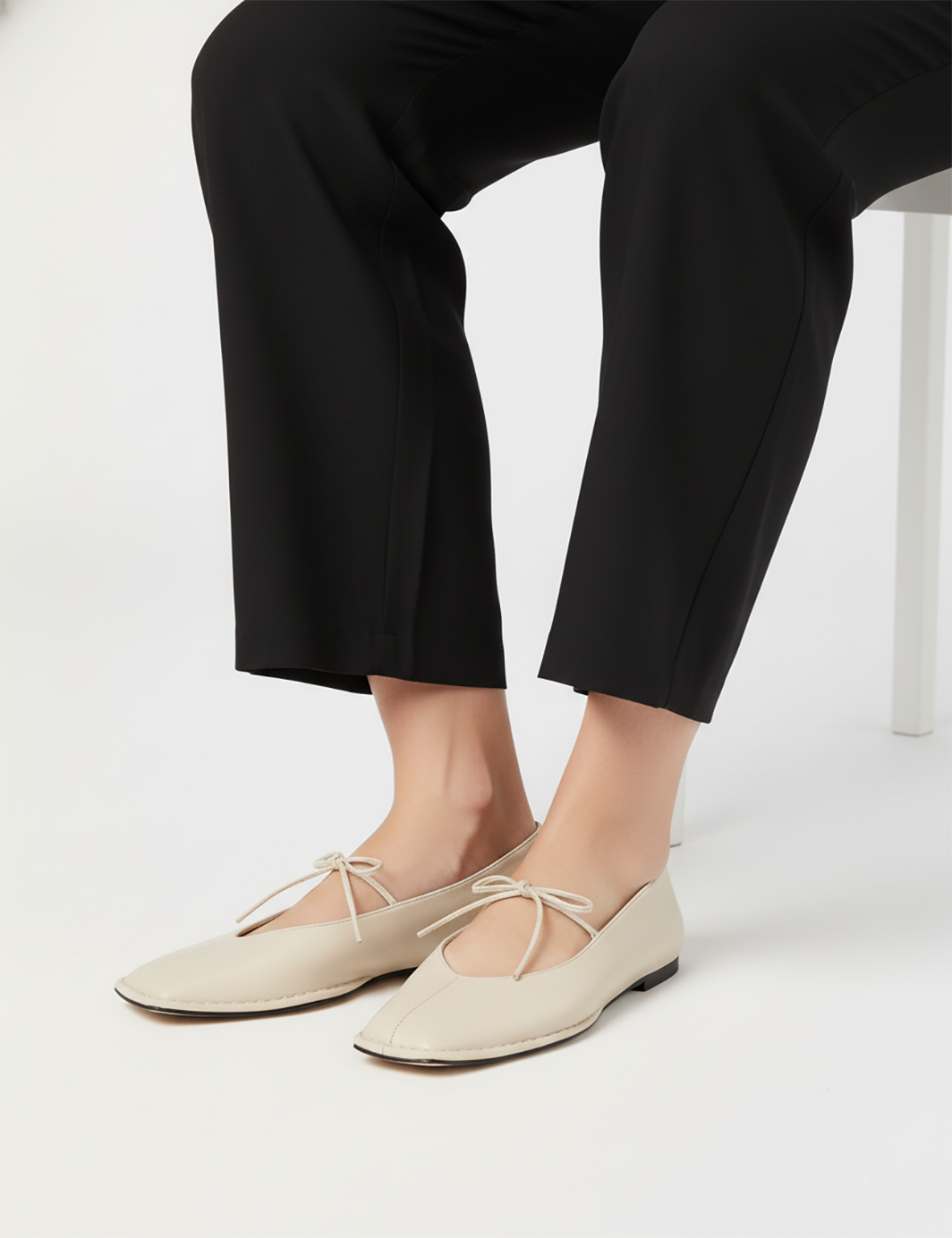 Square Toe PU Leather Flats with Bow Soft Slip-On Comfort Shoes for Office Work Everyday Wear – Lightweight Elegant Design for Modern Lifestyle